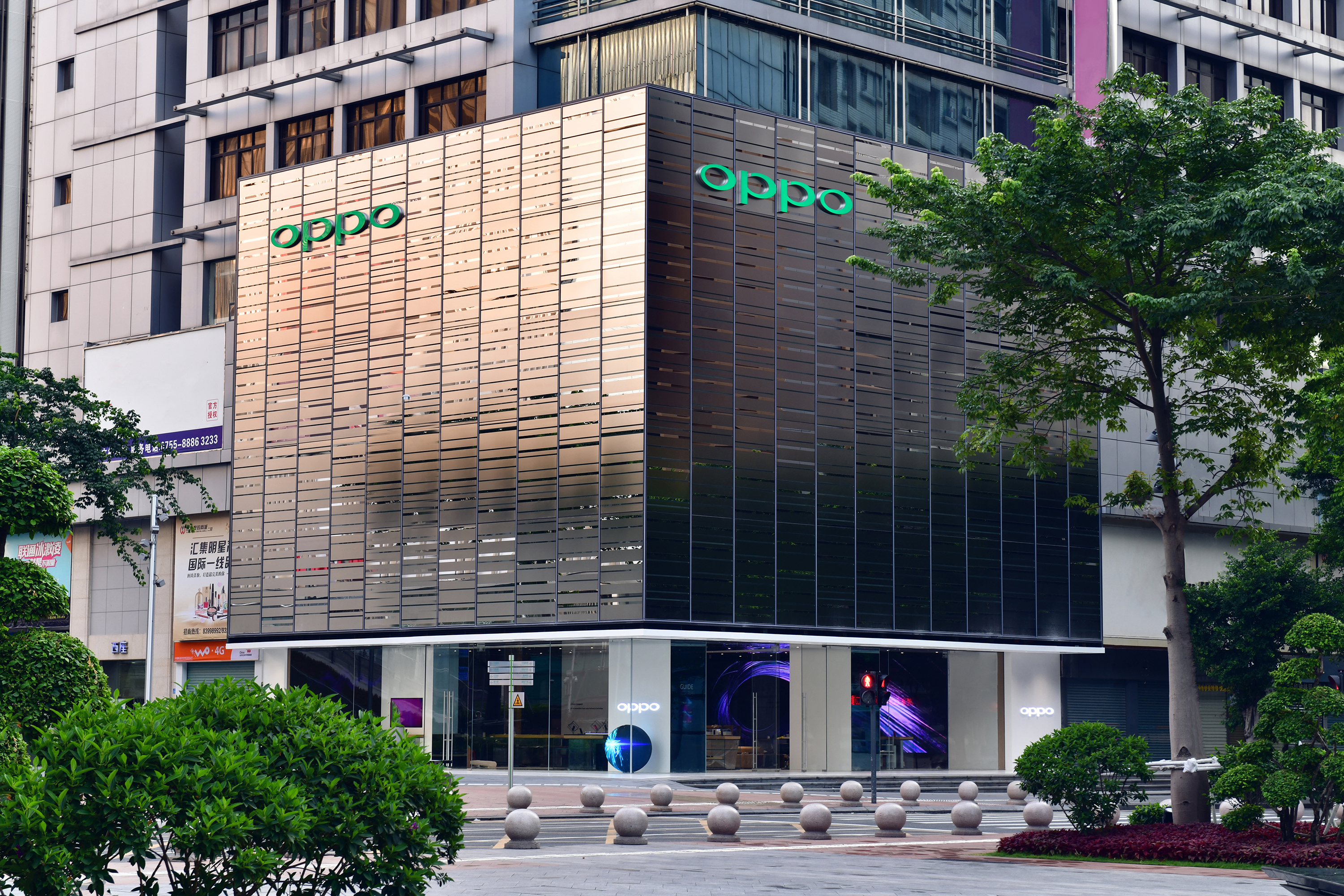 OPPO全球第二家超级旗舰店落户深圳 以零售终端升级持续助力品牌提升